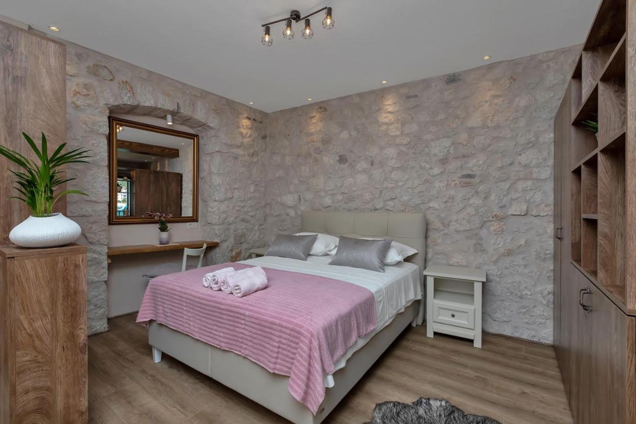 Apartmán Lux Dado Igrane Exteriér fotografie